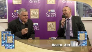 Roger Aim Face Caméra fête du livre de Toulon 2011 CG83